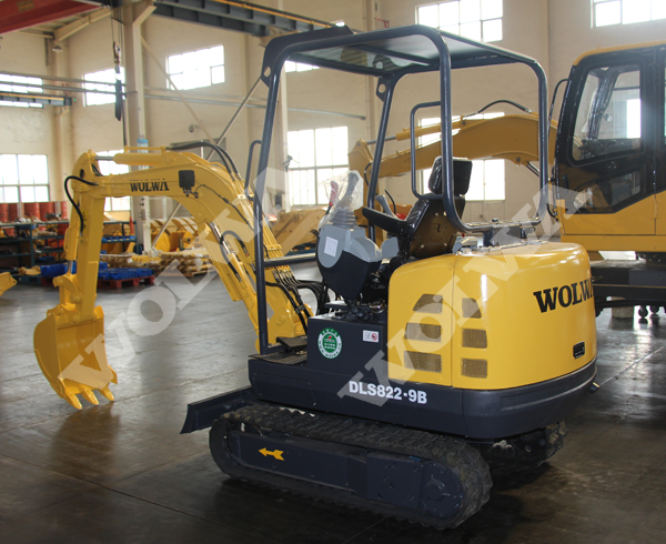 DLS822-9B履帶挖掘機
